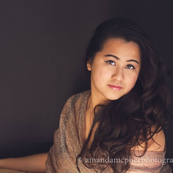 Meet your Posher, Sandy - Picture 1 of 1